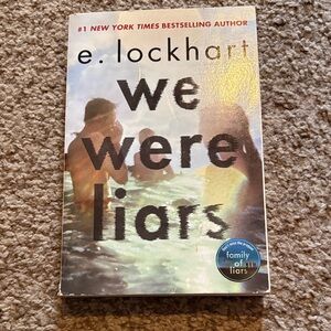 We Were Liars by E. Lockhart Paperback